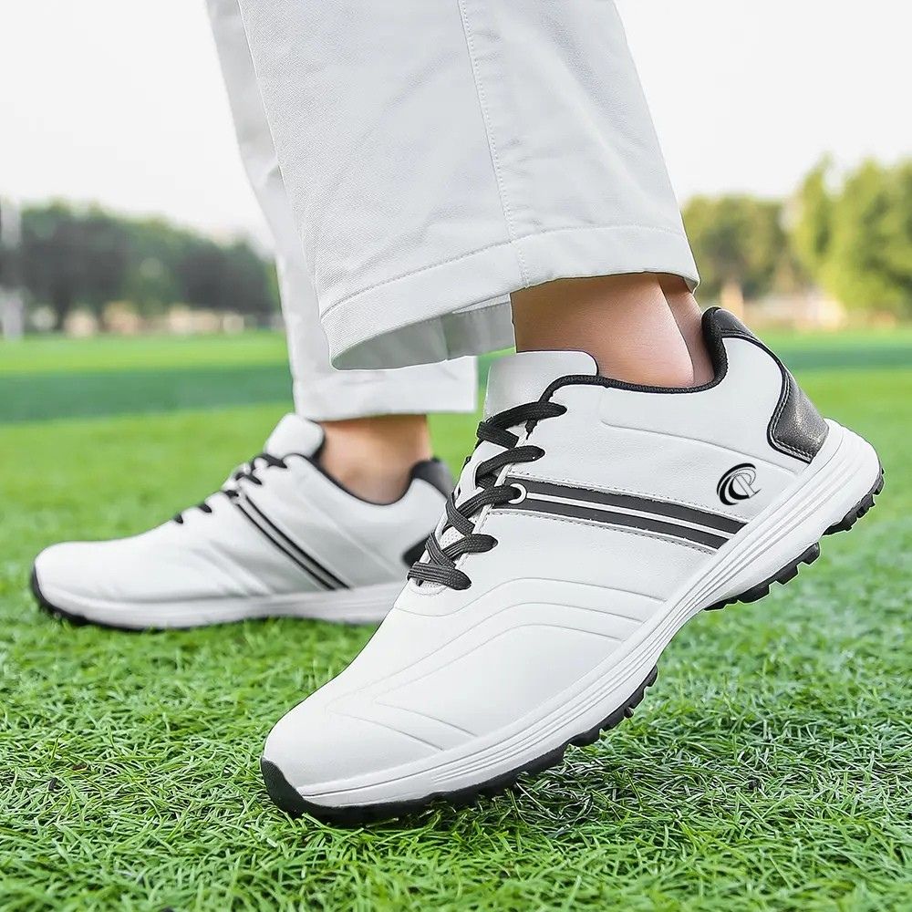 High-Quality OEM Soft and Comfortable Golf Shoes for Men | Customizable Golf Footwear